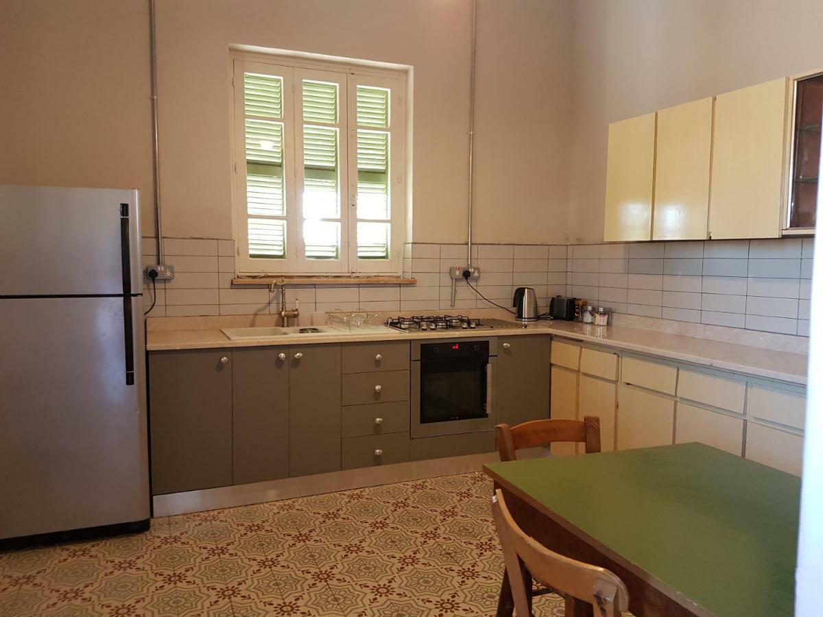 Ines Guest House Nicosia Buitenkant foto
